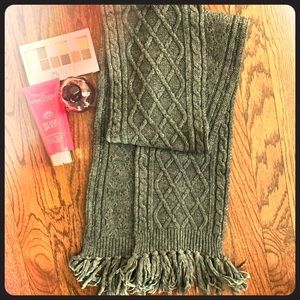 🚫SOLD! J. Crew Gray Scarf